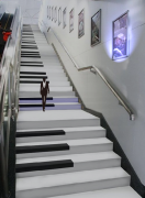 音乐楼梯_钢琴楼梯_地面钢琴_音乐楼梯制作_音乐互动楼梯