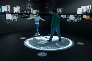 告别静态展览！交互展示+投影墙打造高人气展厅新方案！